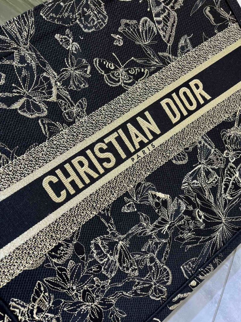 Christian Dior Shopping Bags